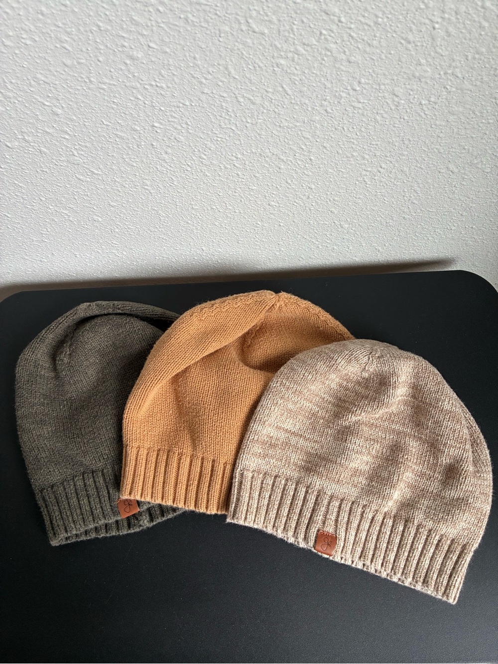 Goumi Beanie Trio